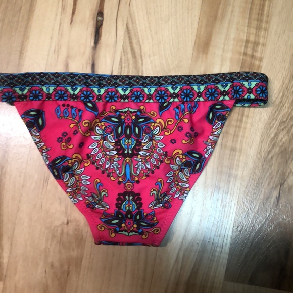 Bikini 👙🧡🌞 - Picture 3 of 5